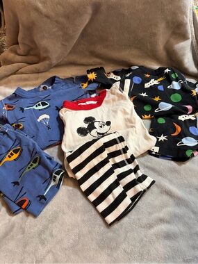 Hanna Andersson Kids 3-Piece Pajama Sets - Blue, White, Black, Red, Green